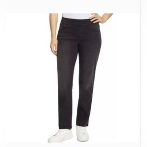 Nine West Women's Twill Slim Fit Gramercy Crop Jean Sits Below The Natural Waist
